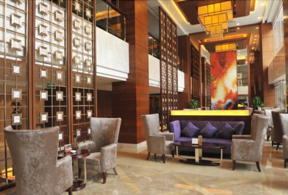 รามาดา เสินเจิ้น เปาอาน Hotel เซินเจิ้น ภายนอก รูปภาพ